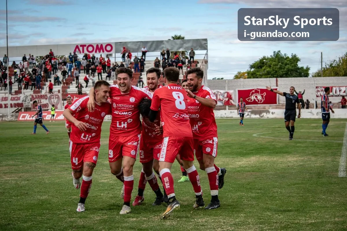 StarSky Sports U13 进阶班足球射门技术训练
